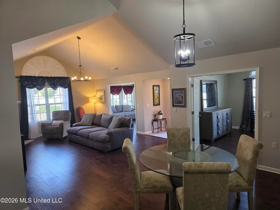 8699 Parkview Oaks Circle, Olive Branch, MS 38654 - #2
