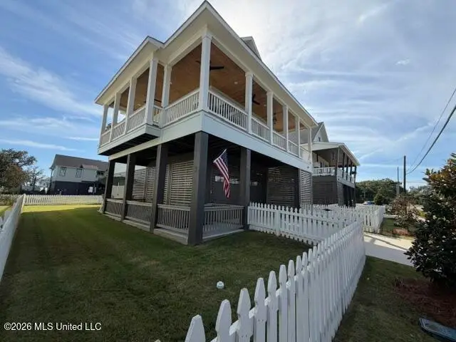 421 Saint Louis Street, Pass Christian, MS 39571 - #2