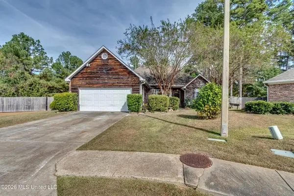 210 Apple Blossom Circle, Brandon, MS 39047