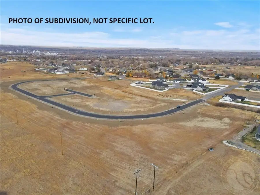 320 Sunlight Circle, Billings, MT 59101 - #3