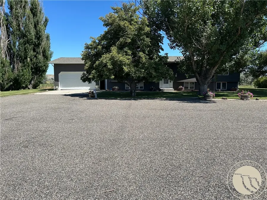 1144 Sugar Factory Rd, Hardin, MT 59034 - #3