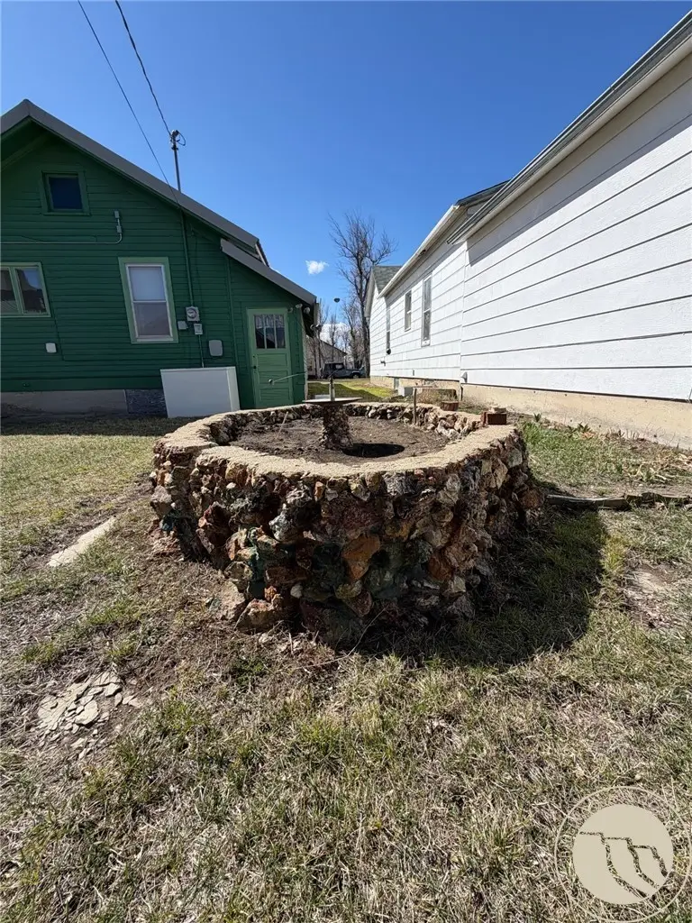 118 A Avenue Nw, Harlowton, MT 59036 - #3