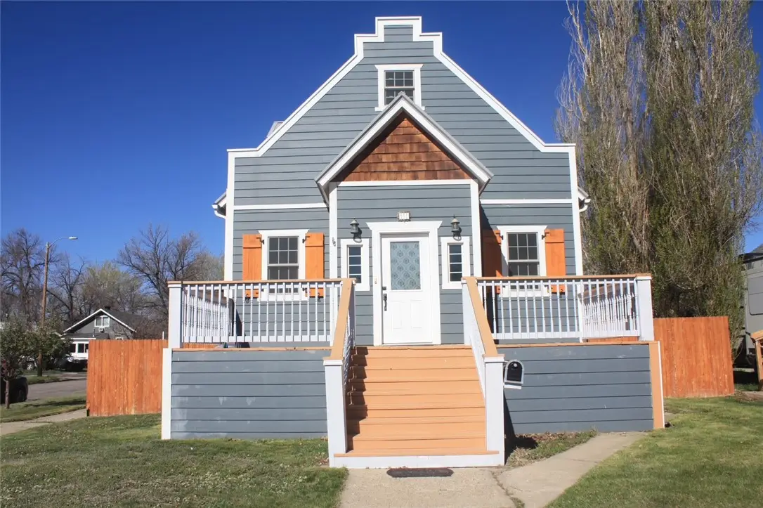 501 1st Street W, Roundup, MT 59072 - #1