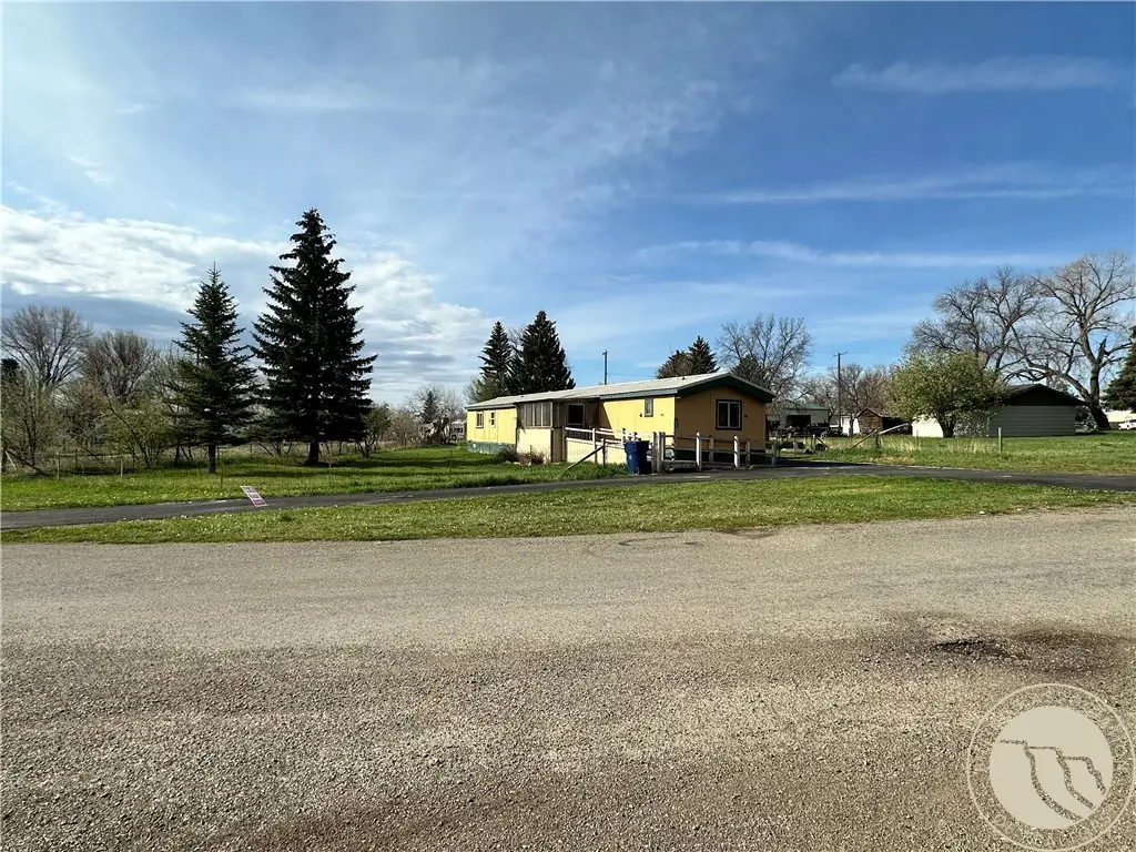 108 4th Avenue E, Ryegate, MT 59074 - #1