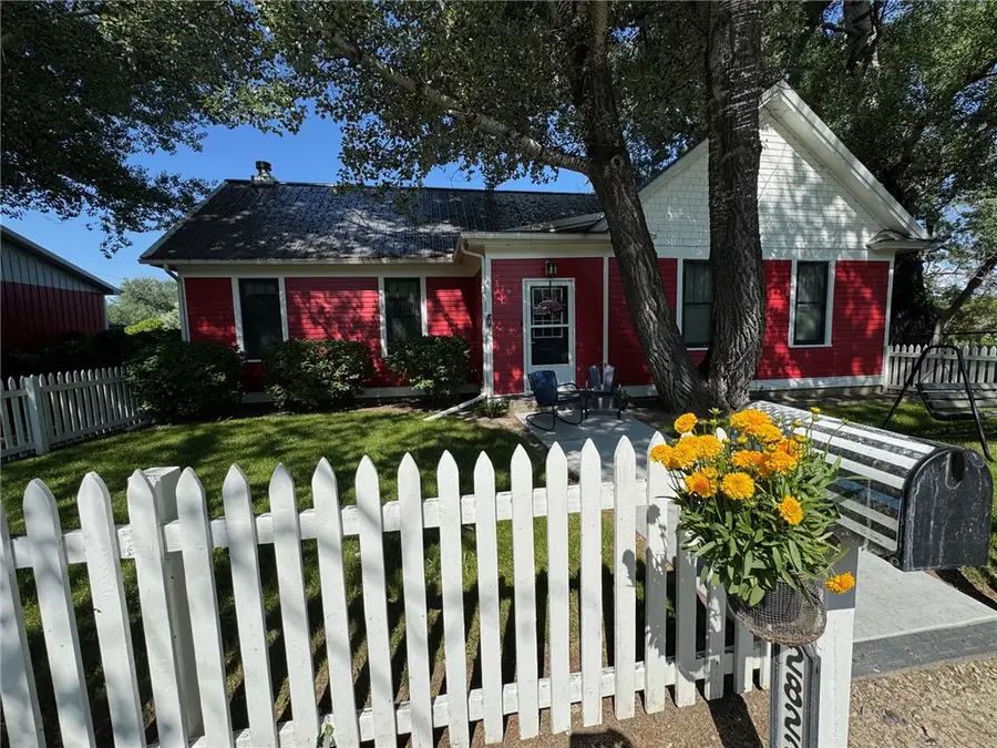 2822 S 35th Road, Pompeys Pillar, MT 59064 - #2