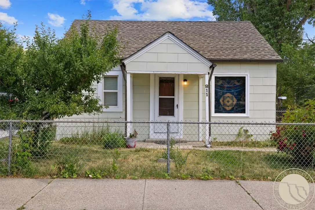 811 N 19th St, Billings, MT 59101 - #1