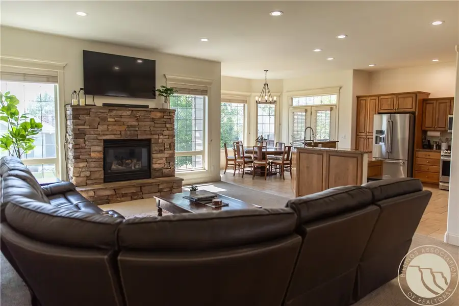6246 Ironwood Dr, Billings, MT 59106 - #3