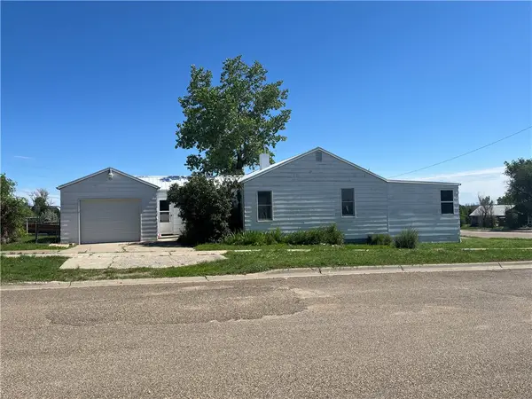 1306 B Avenue, Circle, MT 59215