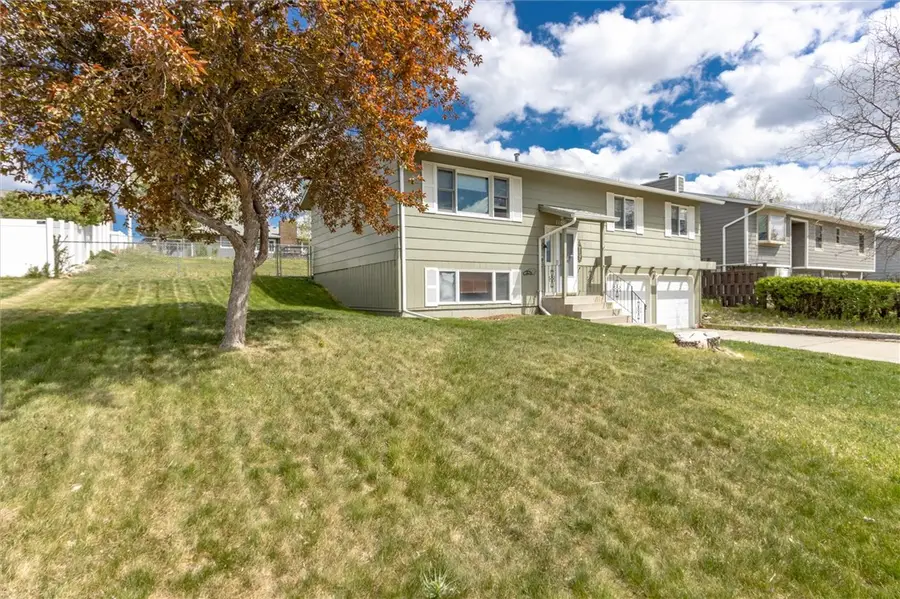 1107 11th Avenue, Laurel, MT 59044 - #3