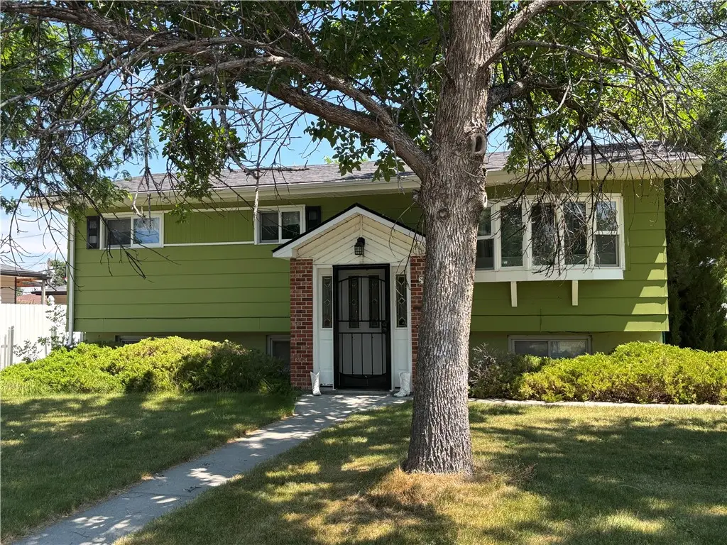 3 N Terry Avenue, Hardin, MT 59034 - #1