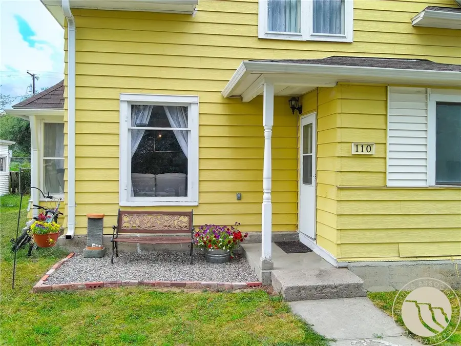 110 S 2nd Street, Bridger, MT 59014 - #2