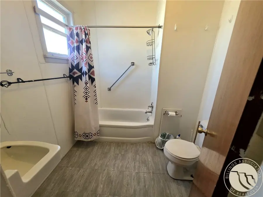 210 1st Avenue East, Richey, MT 59259 - #2