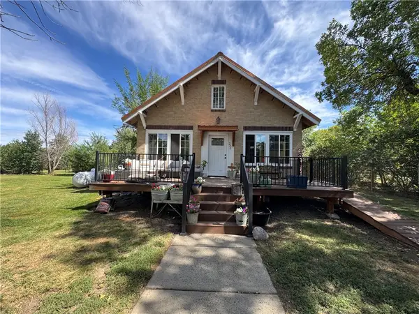 225 4th Street, Custer, MT 59024