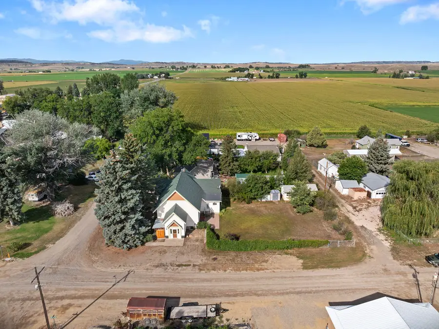 202 Loveland Avenue, Edgar, MT 59026 - #3