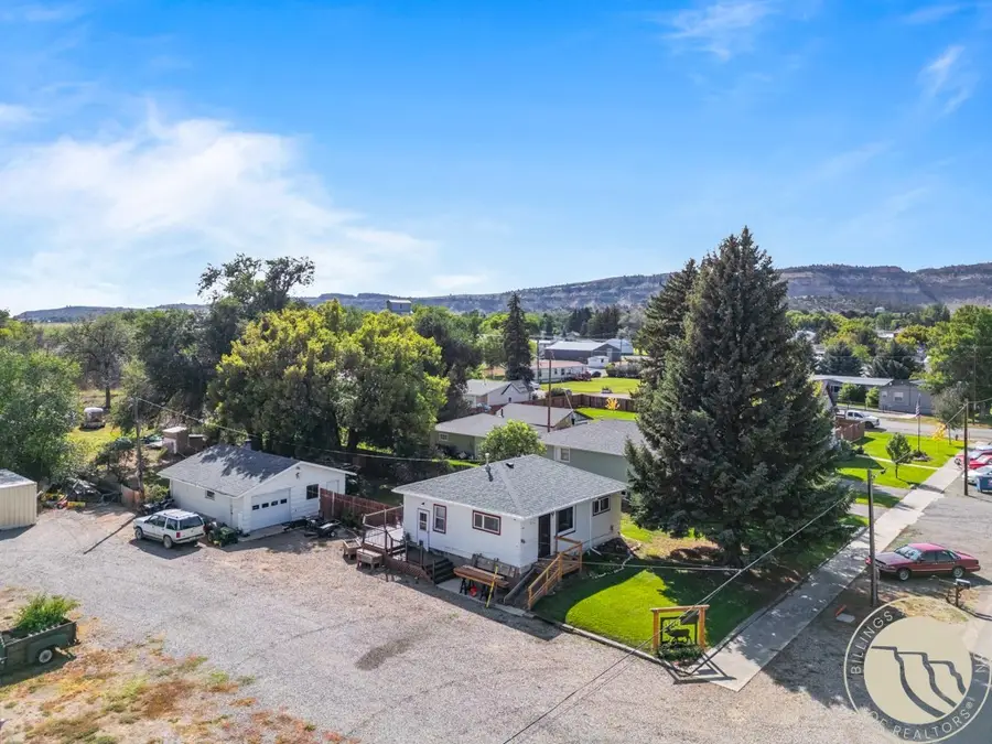 408 E Broadway Avenue, Bridger, MT 59014 - #2