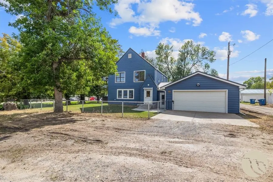 106 W Carbon Ave, Bridger, MT 59014 - #2