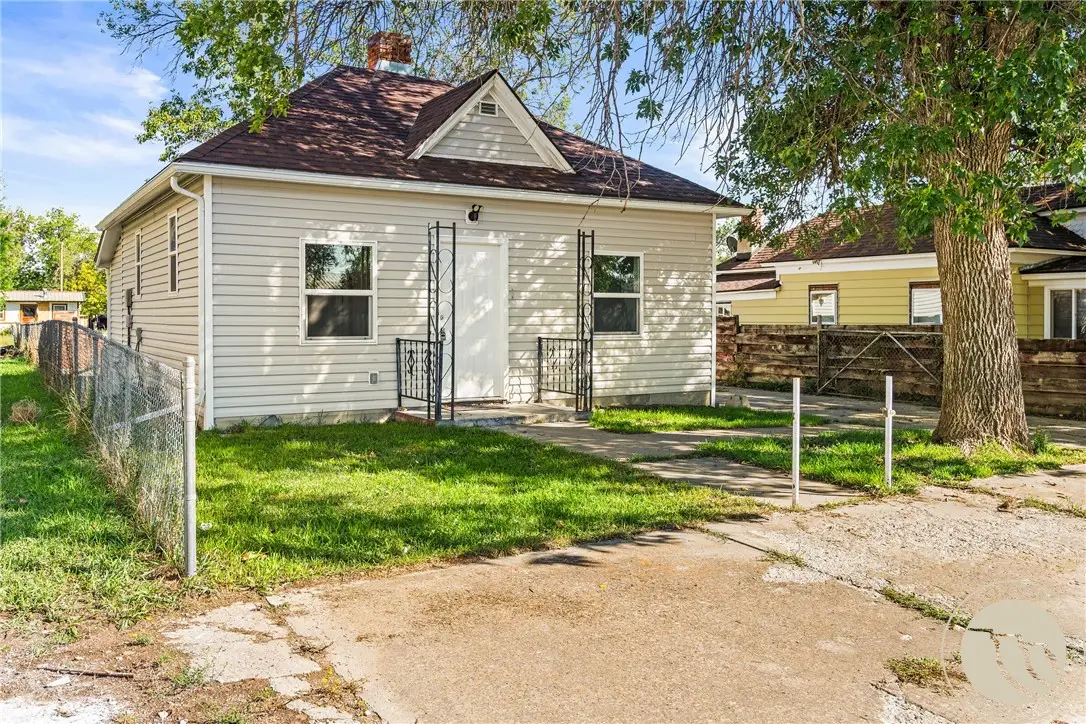 214 2nd Street E, Roundup, MT 59072 - #1