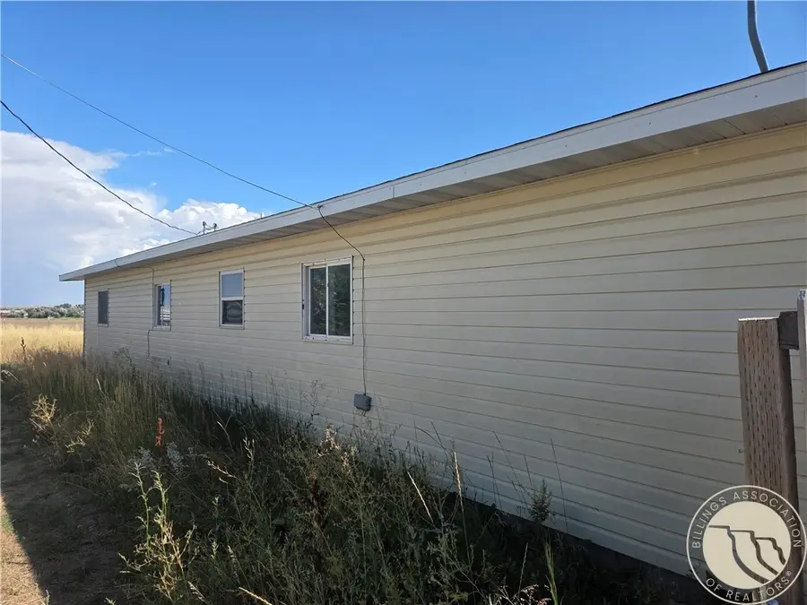 54 N Mills Road, Hardin, MT 59034 - #3