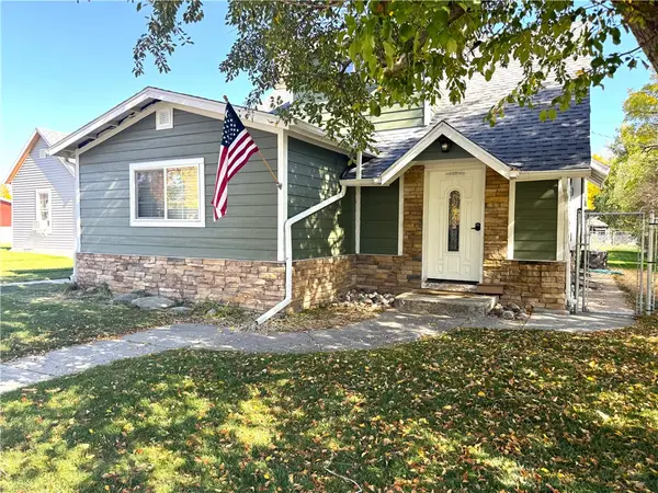 620 3rd Street W, Roundup, MT 59072