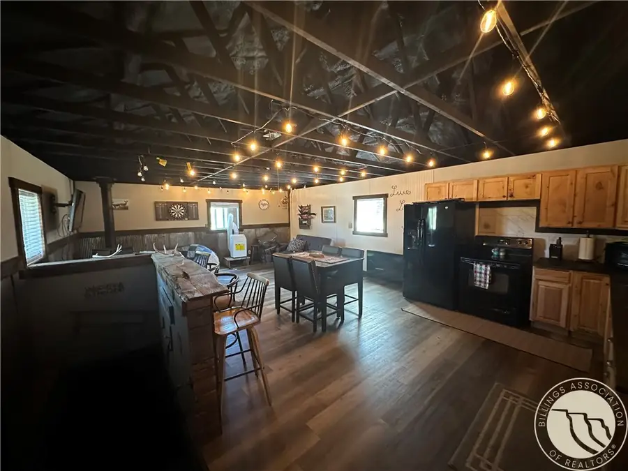 195 Echo Ave, Roundup, MT 59072 - #3