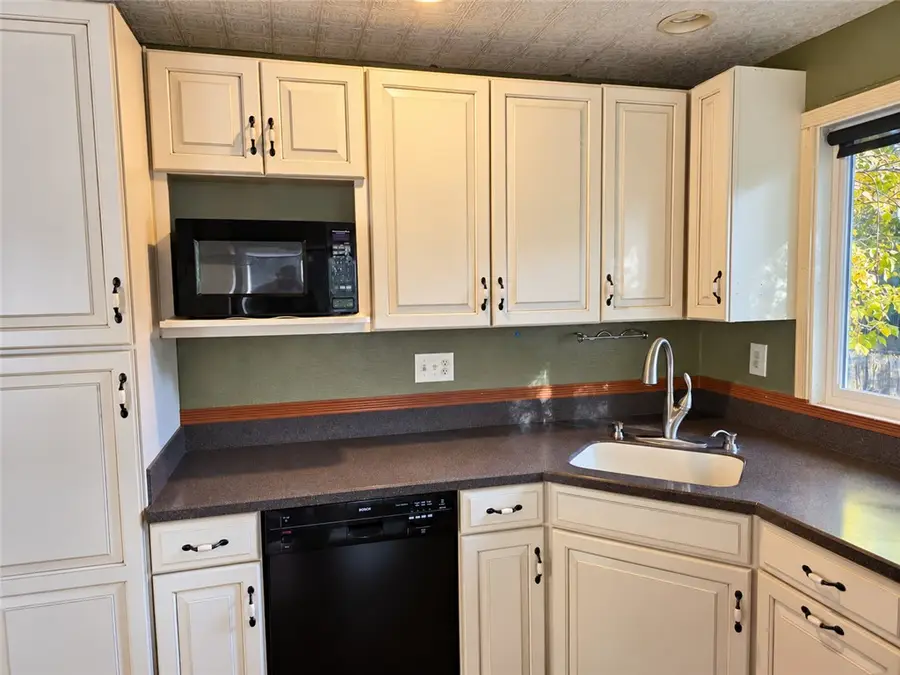 1602 E 8th Street, Laurel, MT 59044 - #3
