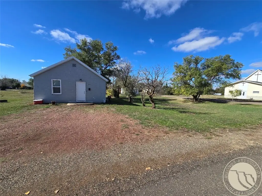 217 N 2nd Street, Plevna, MT 59344 - #1