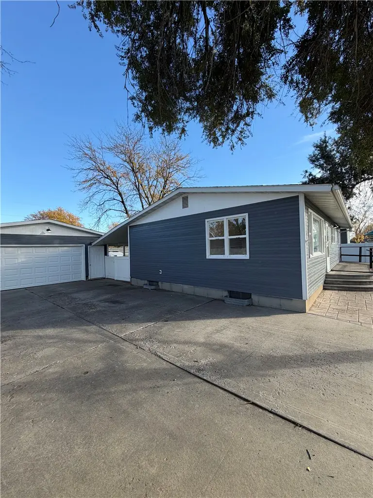 321 Normandy Dr, Billings, MT 59102 - #2