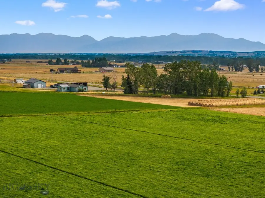 2221 Gateway South Road, Gallatin Gateway, MT 59730 - Image #2