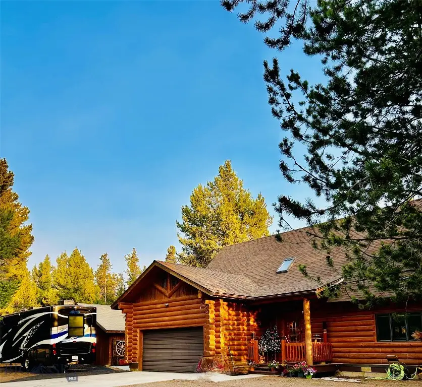 805 N Sylvan Circle, West Yellowstone, MT 59758 - Image #2