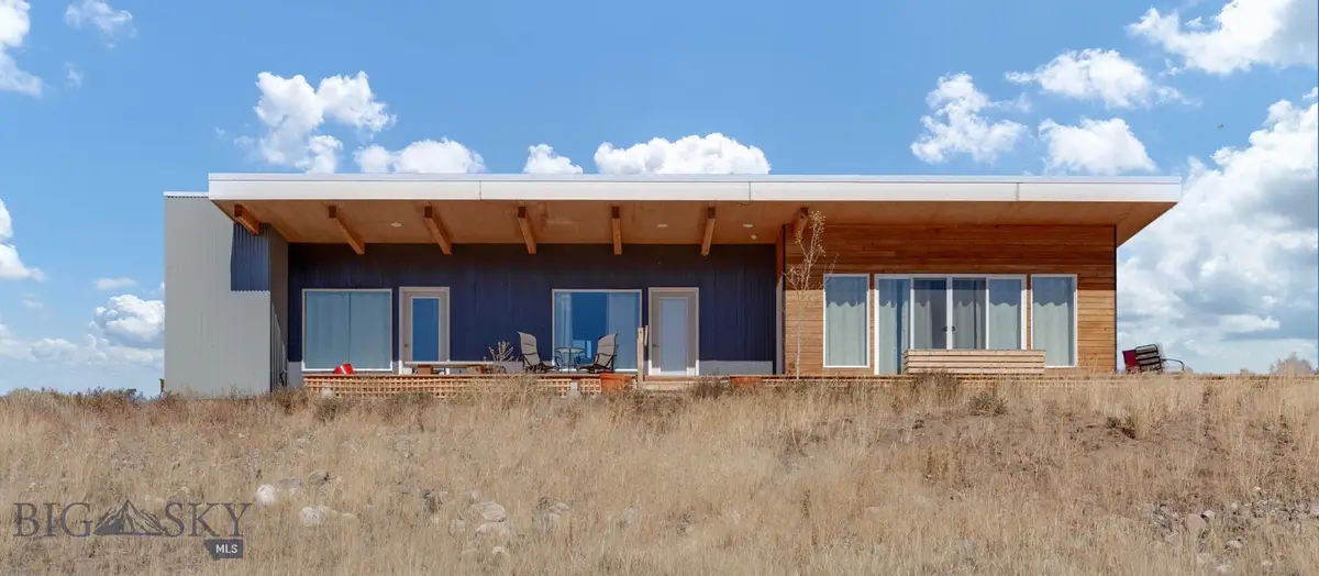 28 Victoria Lane, Emigrant, MT 59027 - Image #1