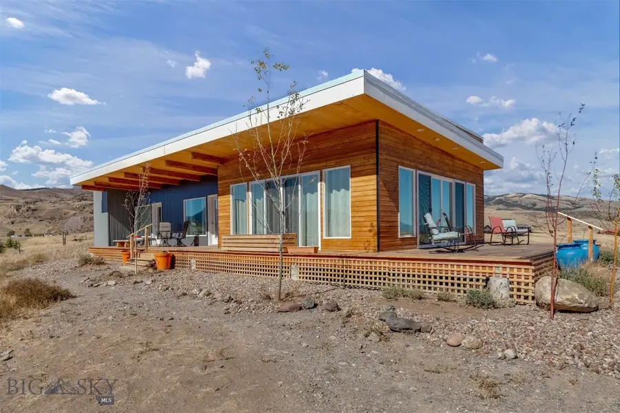 28 Victoria Lane, Emigrant, MT 59027 - Image #2