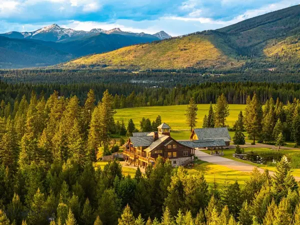 135 Squire Lane South, Trout Creek, MT 59874