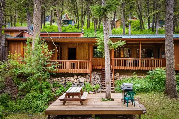 63921 Gallatin Road, Gallatin Gateway, MT 59730