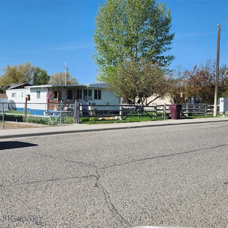 434 Barnett Avenue, Dillon, MT 59725 - Image #1