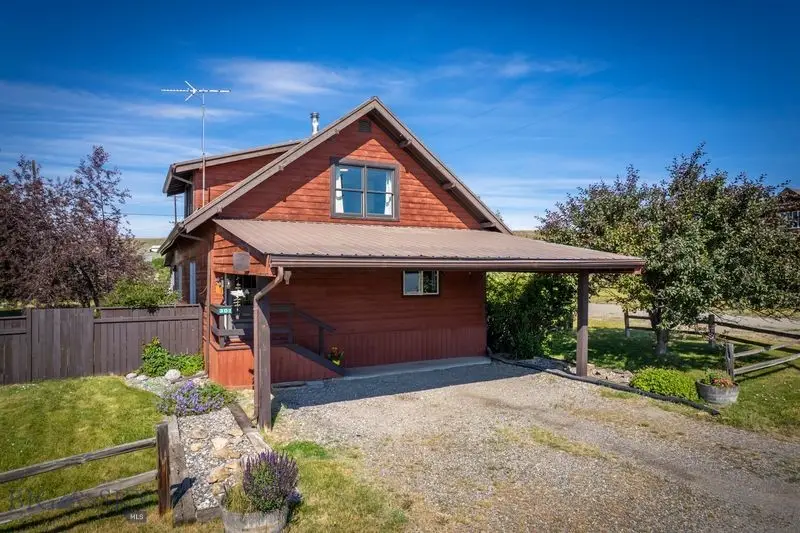 302 Ordway Street S, Wilsall, MT 59086 - Image #2