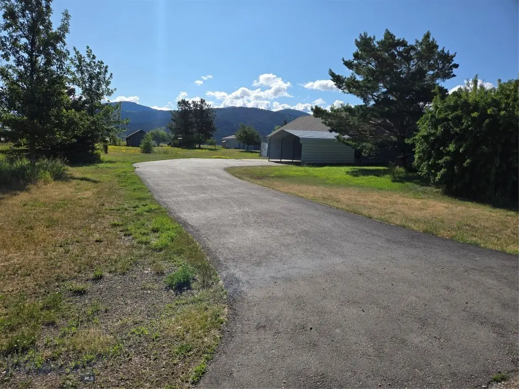 8050 S Leverich Road, Bozeman, MT 59715 - Image #1