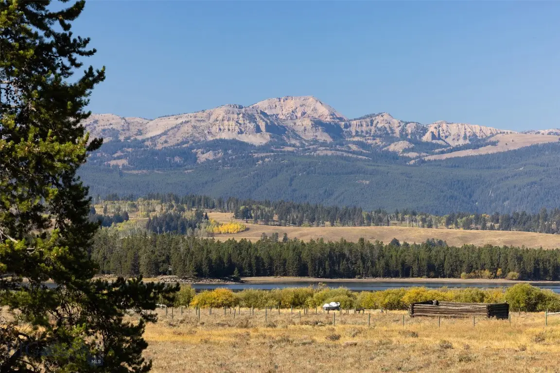 399 Egret Drive, West Yellowstone, MT 59758 - Image #1