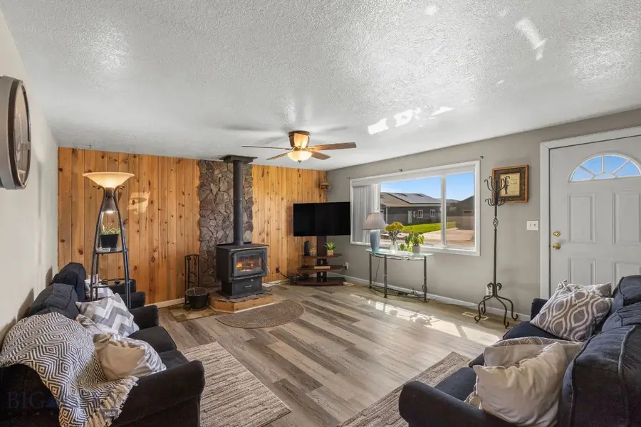 9 Skihi Street, Dillon, MT 59725 - Image #3