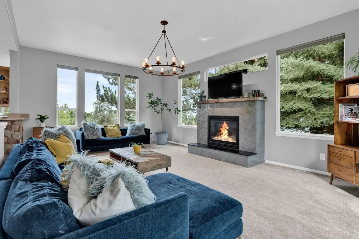 353 Little Wolf Road, Bozeman, MT 59715 - Image #1