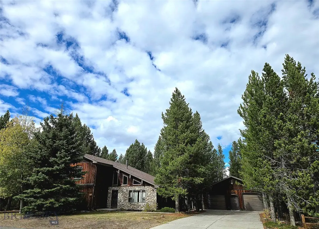 505 Cascade Avenue, West Yellowstone, MT 59758 - Image #1