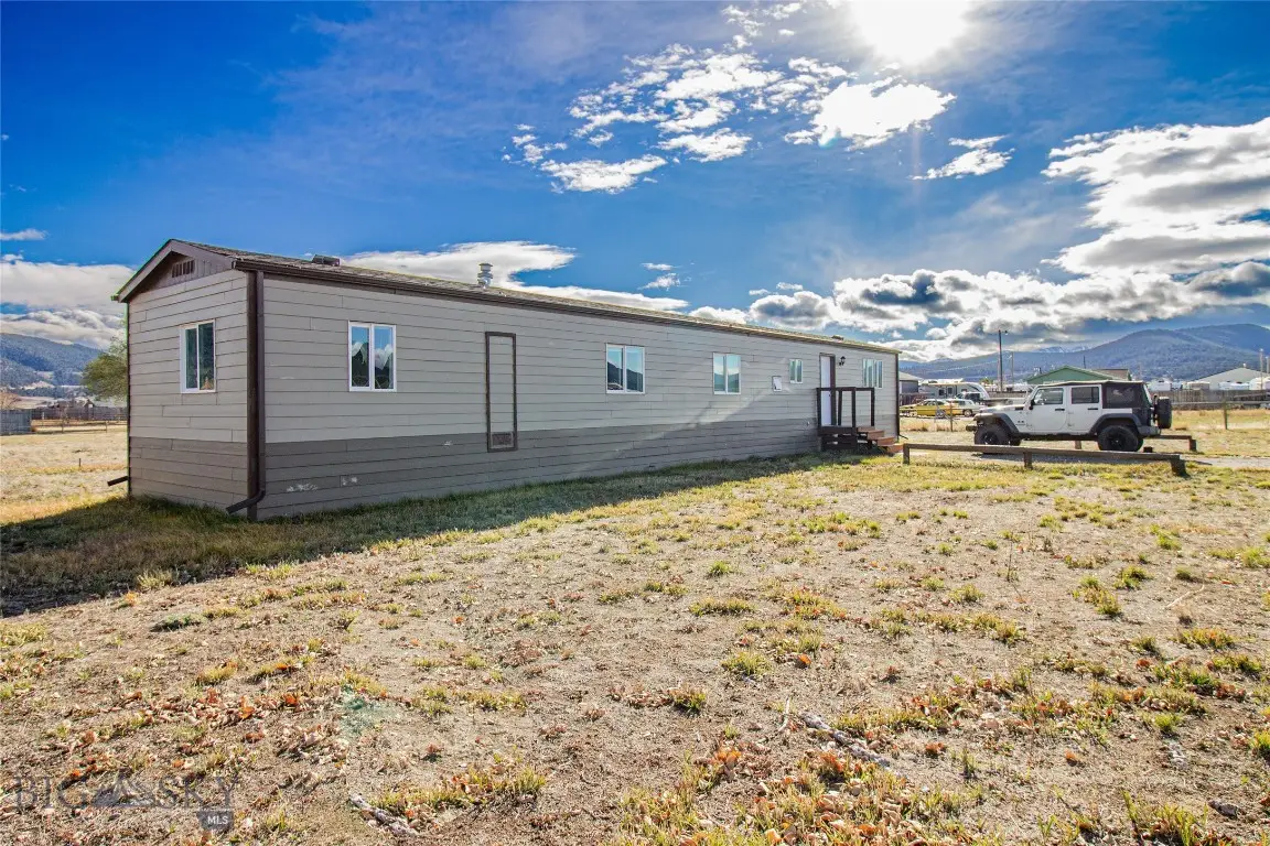 140 Shoestring Annie Road, Butte, MT 59701 - Image #1
