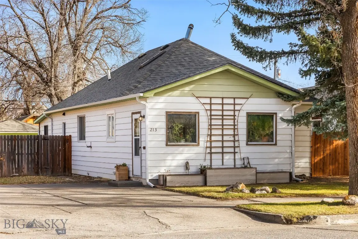 213 S 9th Street, Livingston, MT 59047 - #1