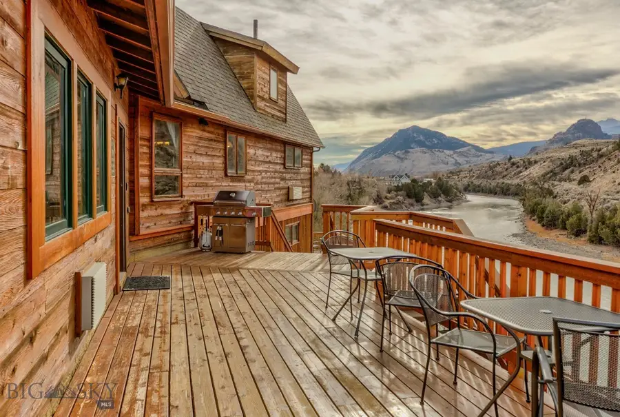 1099 Us Highway 89 S, Gardiner, MT 59030 - #3