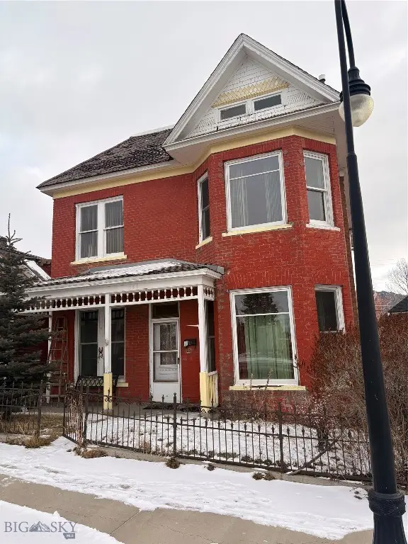 850 S Main, Butte, MT 59701