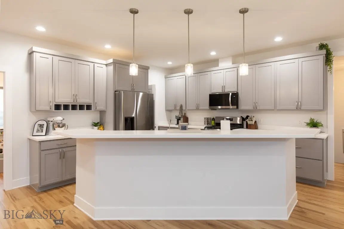 20 Hollowtop Trl, Three Forks, MT 59752 - Image #1