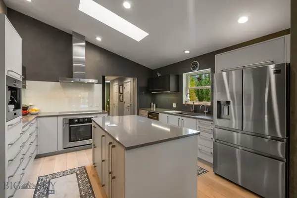 9000 S 19th Avenue, Bozeman, MT 59718