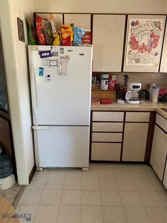 2320 S South Drive, Butte, MT 59701 - Image #3