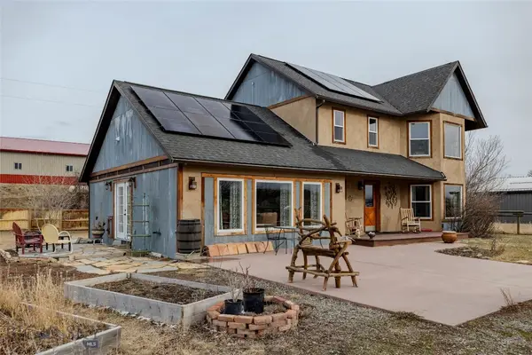 402 2nd Avenue N, Clyde Park, MT 59018