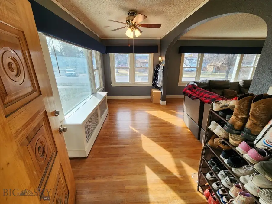 3301 1st Avenue N, Great Falls, MT 59401 - #3