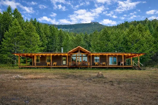 1 Seven Point Road, Livingston, MT 59047